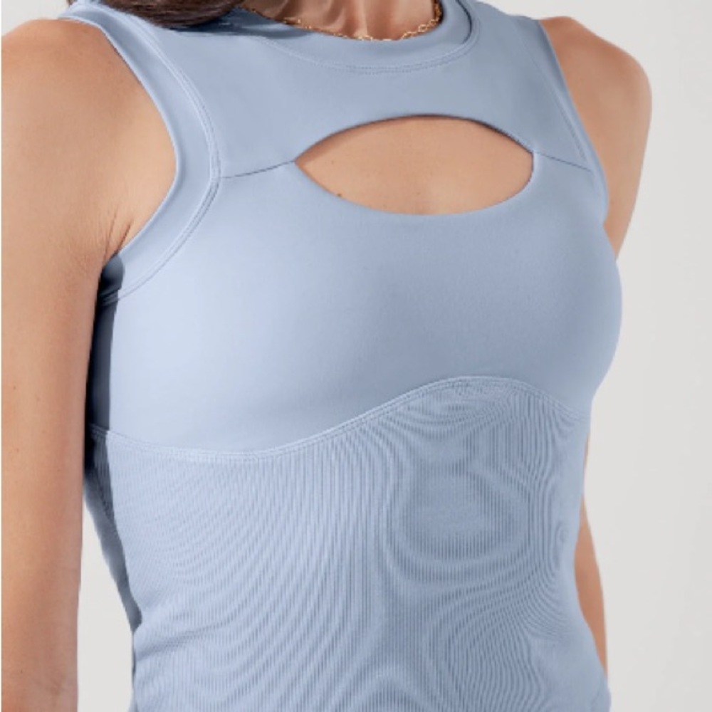 POPFLEX Peekaboo Crew Tank - Sky Blue Size: M